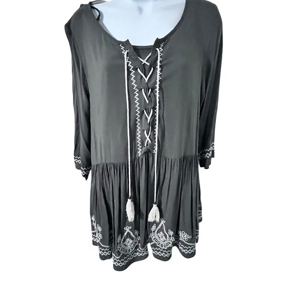 Taylor & Sage Tops - Taylor & Sage Olive Tunic Size Large EUC